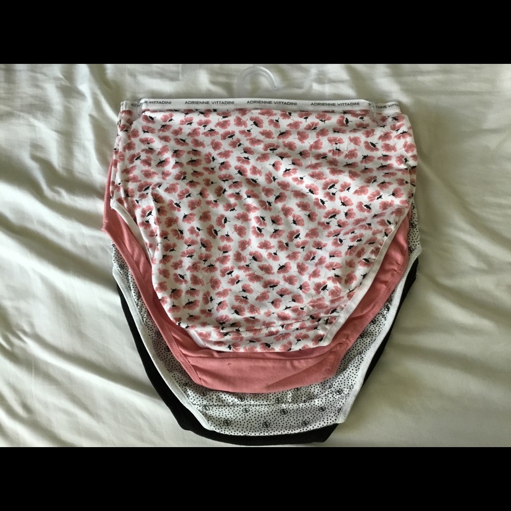 Brand new Adrienne Vittadini underwear size small